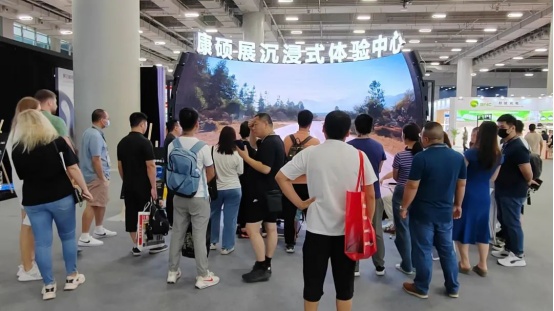 2023光亞展|專訪康碩展：打破LED顯示傳統(tǒng)審美觀念，推動(dòng)智慧文旅發(fā)展