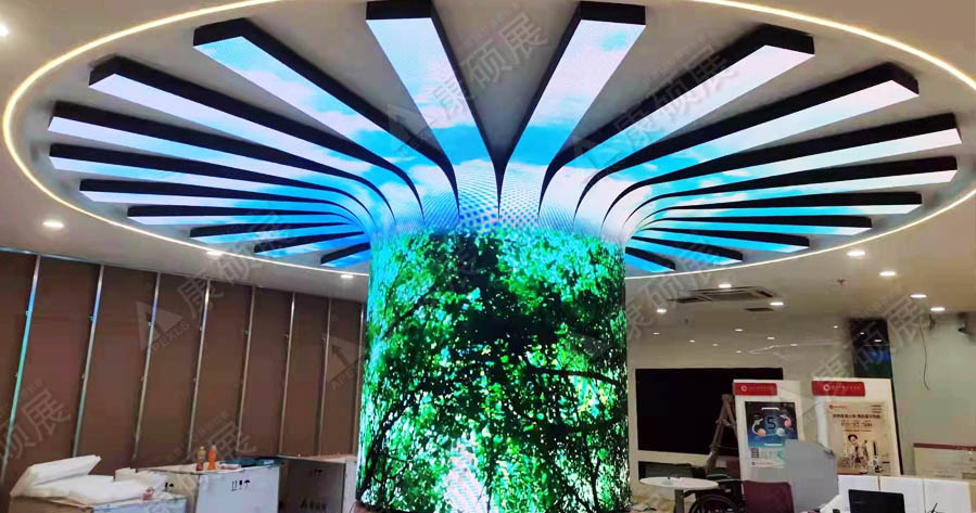 led柔性顯示屏多少錢(qián)一平米價(jià)格？和這些因素有關(guān)