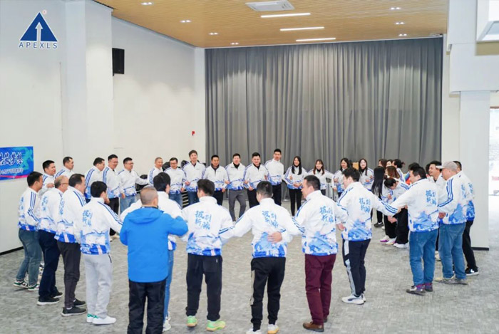 “披荊斬棘、乘風(fēng)破浪”| 康碩展2023年度營(yíng)銷中心及干部團(tuán)建活動(dòng)圓滿結(jié)束