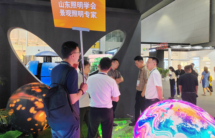 2024光亞展山東照明協(xié)會(huì)來(lái)訪(fǎng)