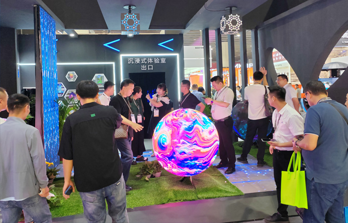 2024光亞展圓滿(mǎn)收官 雷曼康碩展創(chuàng)意顯示產(chǎn)品好評(píng)如潮