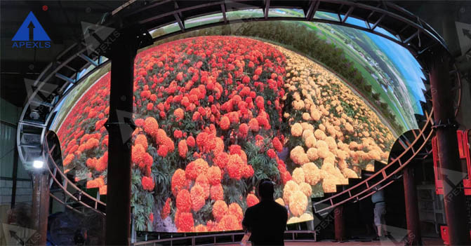 球幕影院投資成本詳解：從設(shè)備到運(yùn)營多少預(yù)算才夠