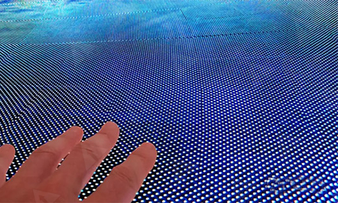 采用頂級(jí)燈珠，超高清顯示不失真