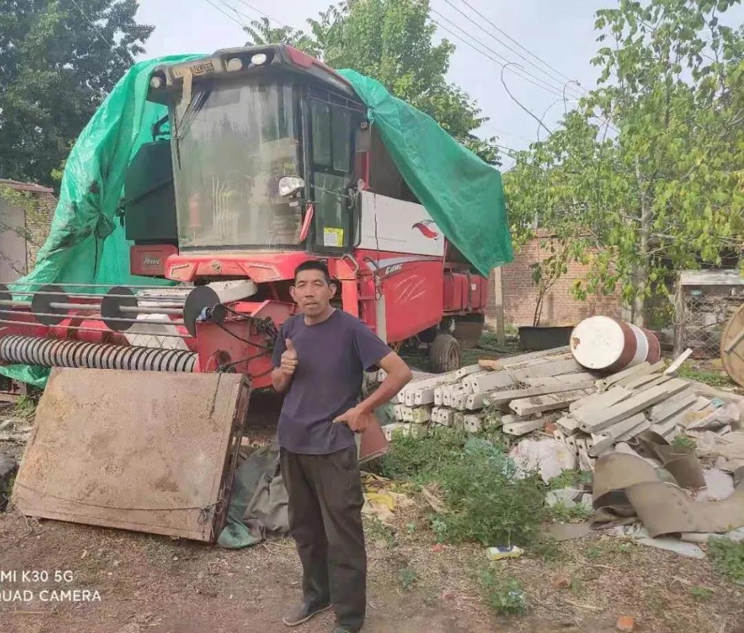 一覽眾山小——中聯收獲花生撿拾收獲機靠什么占領用戶心智高地?