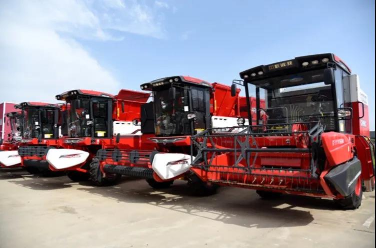 尤美玲:經濟效益高是用戶爭相搶購買中聯收獲花生機的主要原因