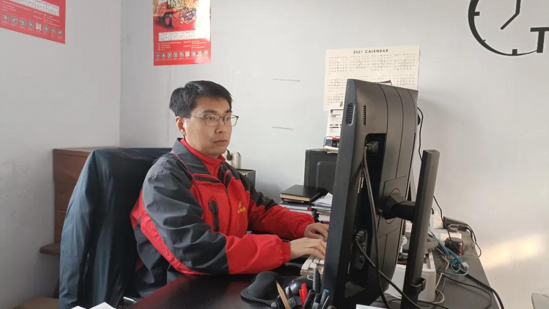 鄭州中聯電子商務部部長吉平:服務是第二競爭力 吉平1.jpg