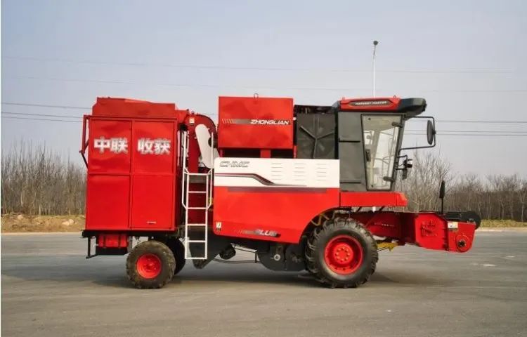 周建軍:吃一塹長一智,買花生收獲機還是得認中聯收獲 514-1.jpg