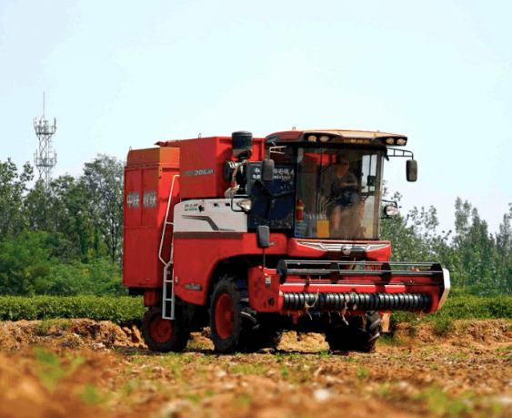 有了“金剛鉆”還得做“好師傅”——中聯收獲花生機 530-1.png