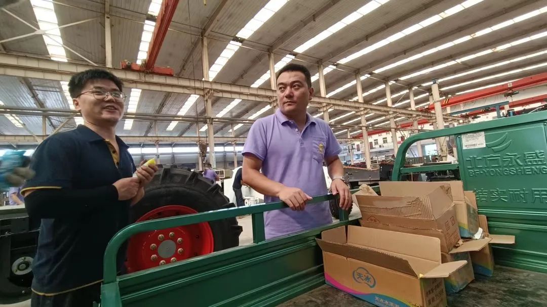 不懼高溫,只為服務農業 815-4.jpg