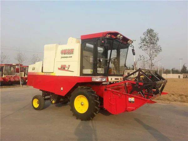 來自保定華師傅的認可:從新疆-7到新疆-9,中聯收獲一直是我中意的品牌 來自保定華師傅的認可:從新疆-7到新疆-9,中聯收獲一直是我中意的品牌(圖4)