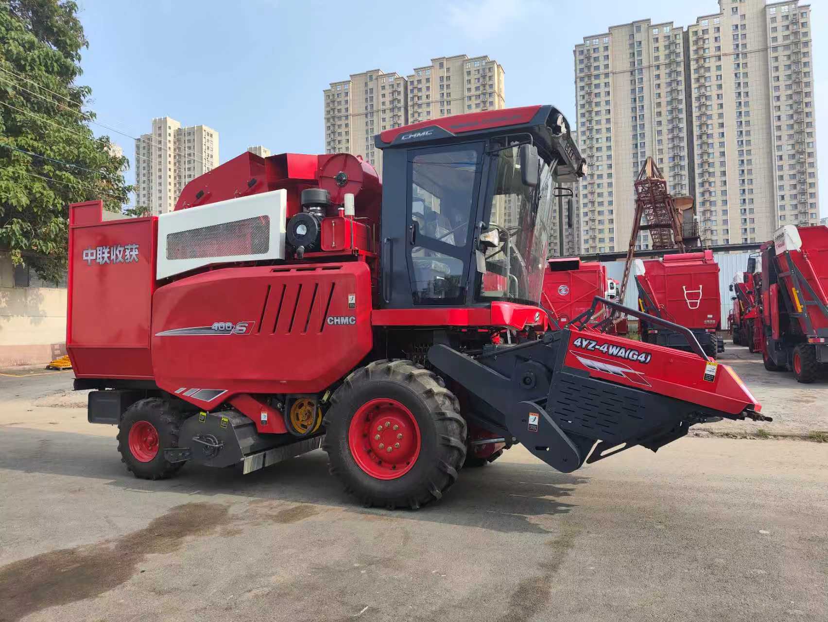 中聯收獲玉米機 用戶說好才是真的好 4YZ-4WA自走式玉米收獲機